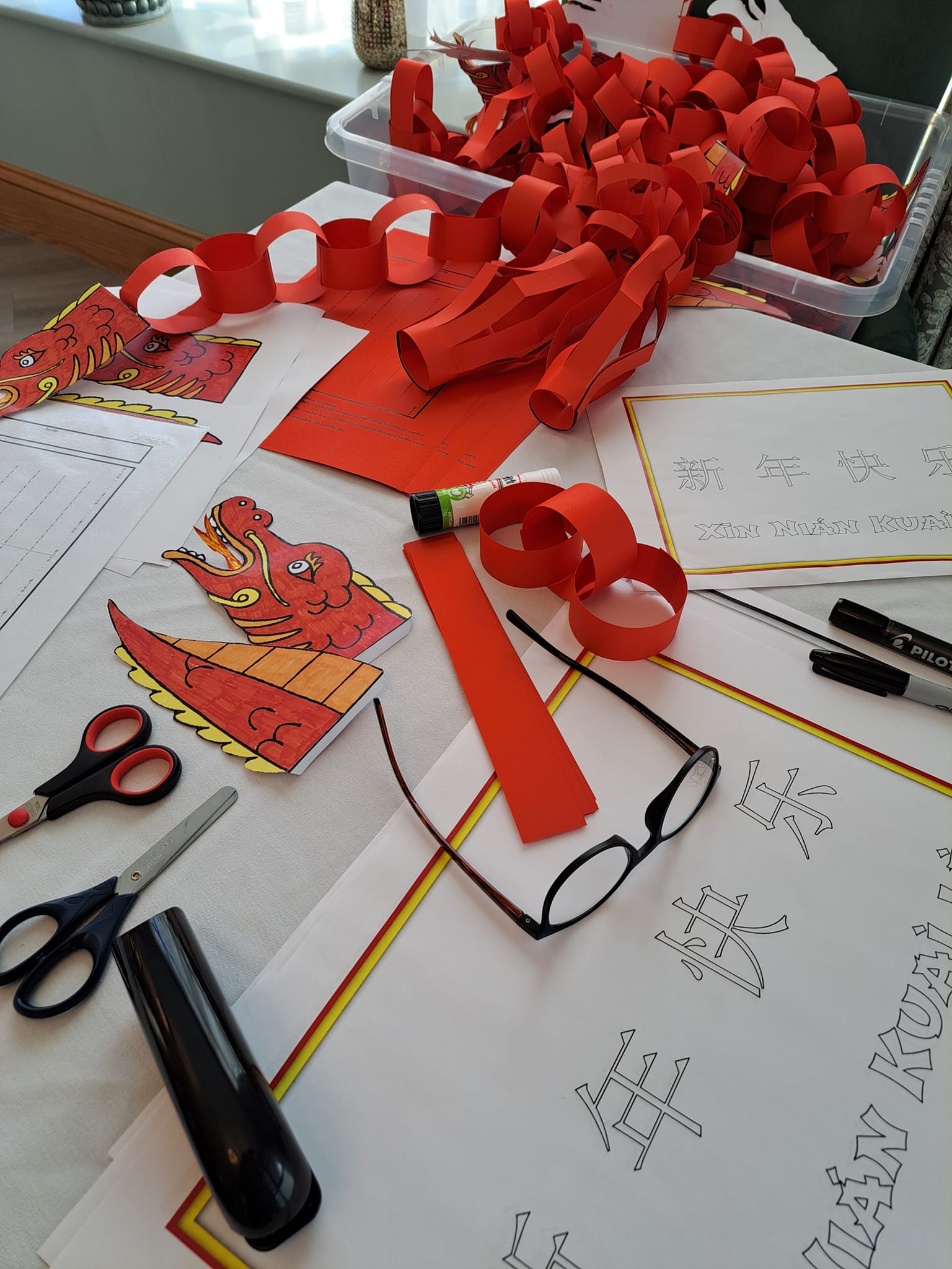 Arts & craft session to make some Chinese new year decorations.