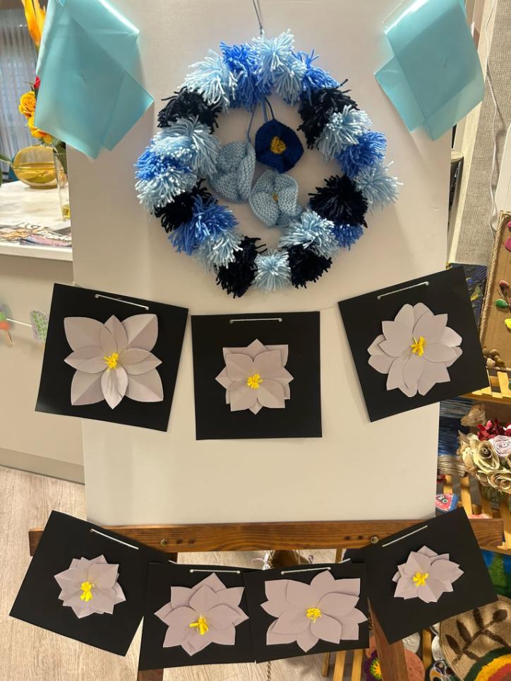 dementia awareness decorations